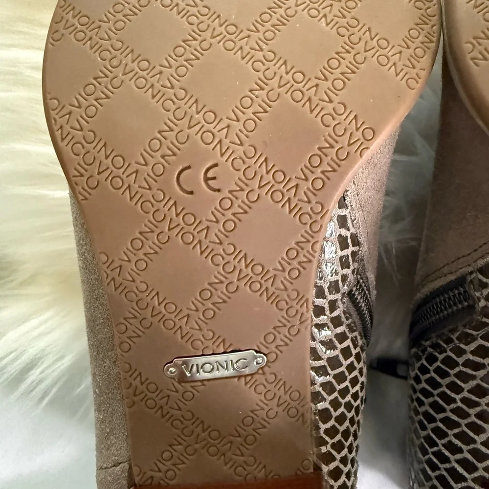 Like New Vionic Leather Ankle Bootie with Suede Like Look & Snakeskin Back